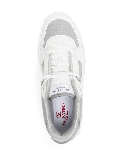 TENIS VALENTINO BLANCO GRIS BAJITOS
