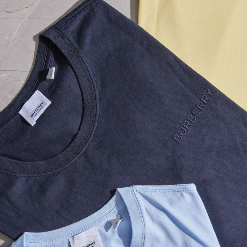 CAMISETA BURBERRY AZUL OSCURA
