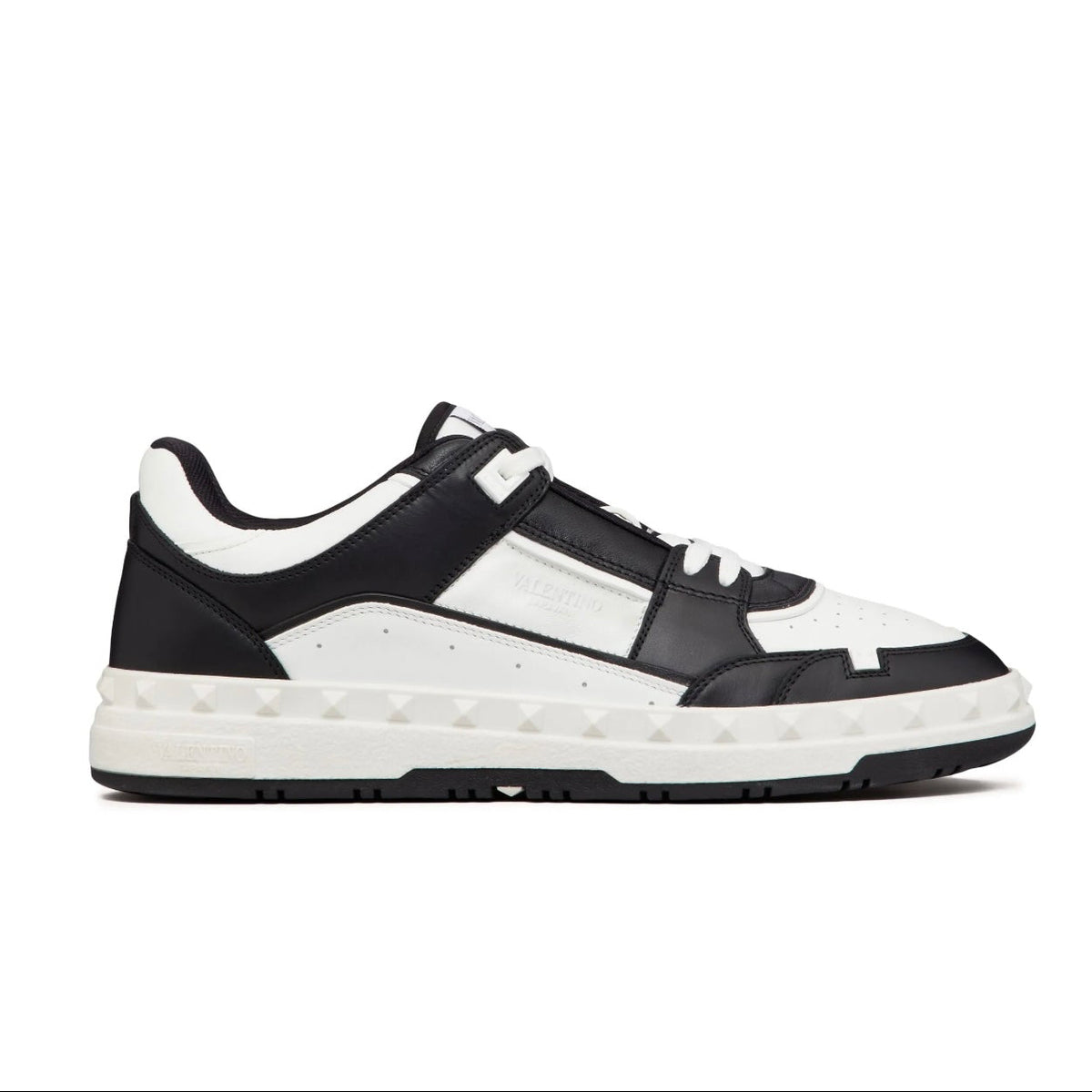 TENIS VALENTINO NEGRO BLANCO BAJITOS