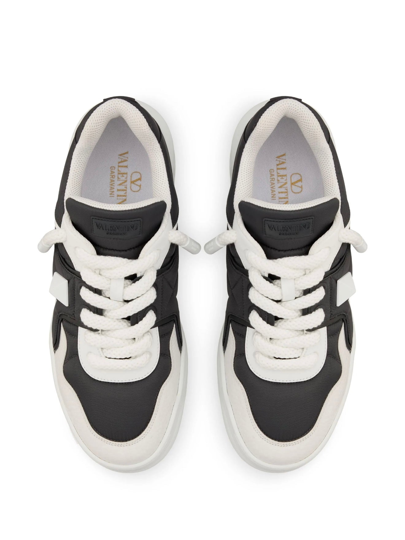 TENIS VALENTINO GRUESOS NEGROS BLANCO