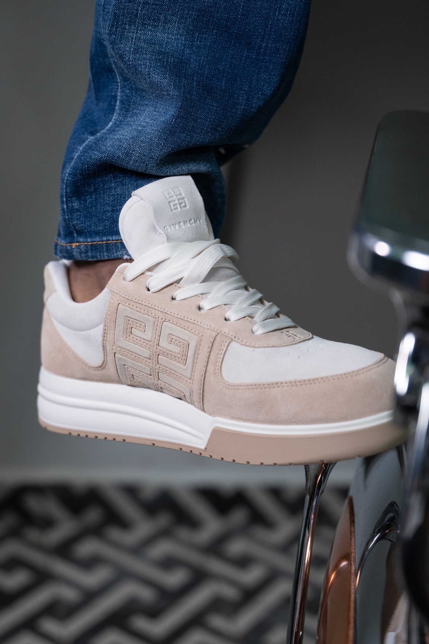 TENIS GIVENCHY CAFES GAMUSA