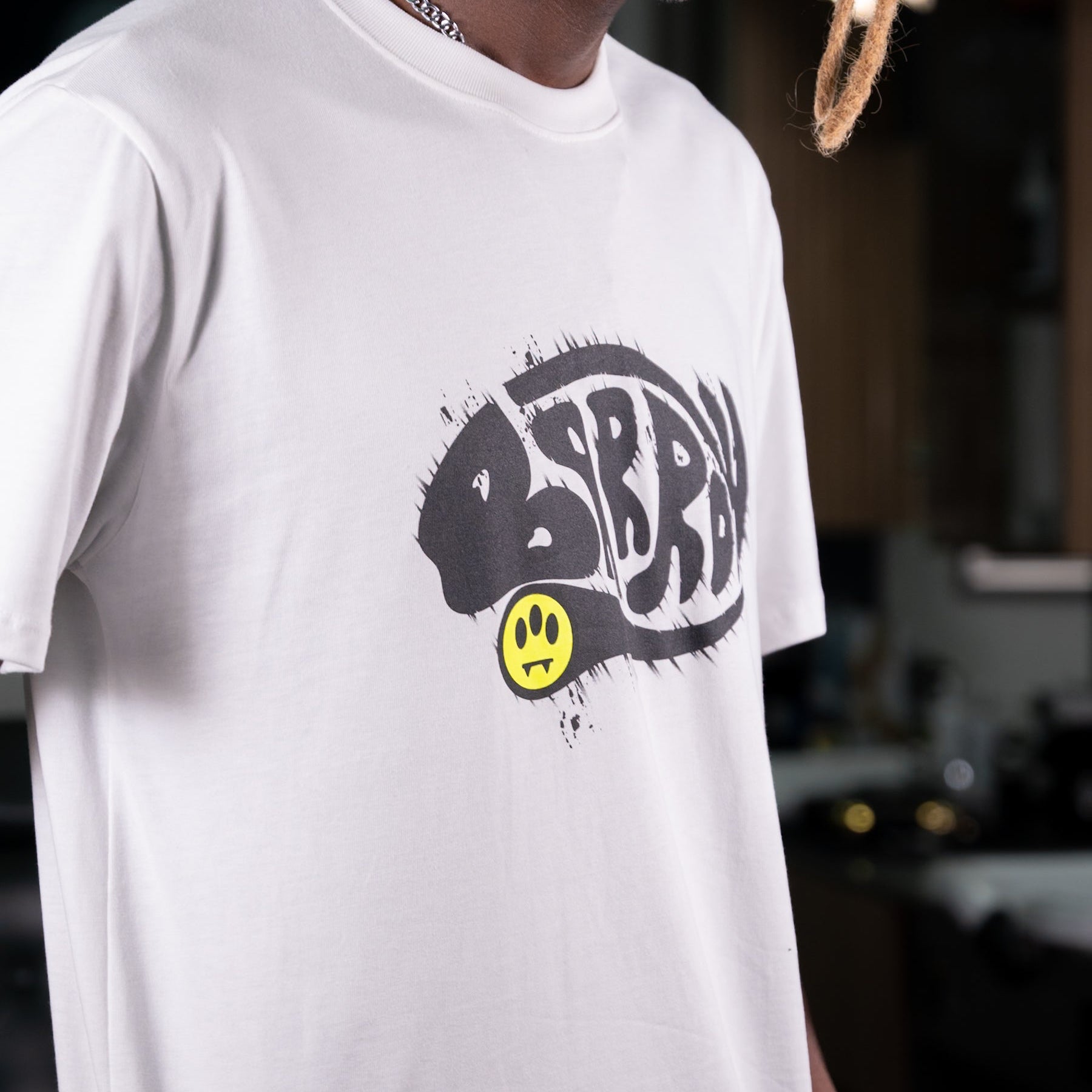 BARROW BLANCA LOGO ADELANTE