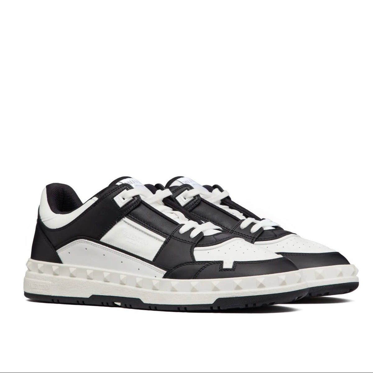 TENIS VALENTINO NEGRO BLANCO BAJITOS