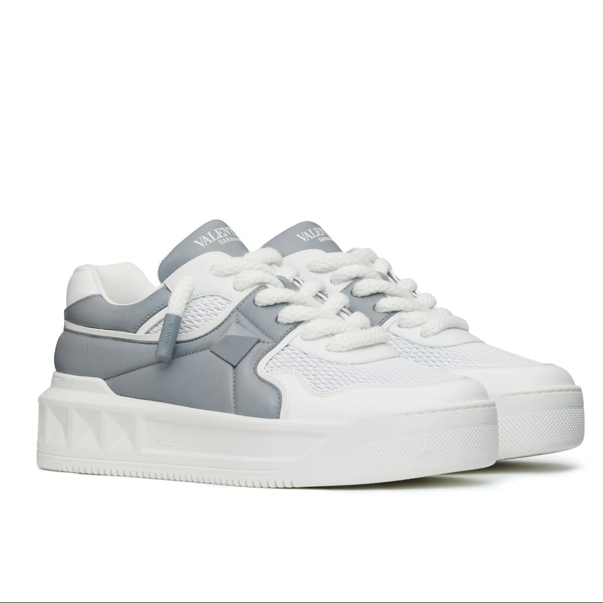 TENIS VALENTINO GRUESOS GRIS BLANCO