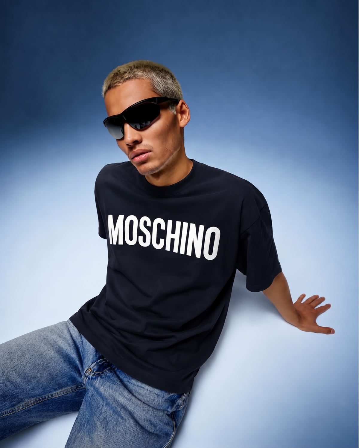 CAMISETA MSCHNO NEGRA