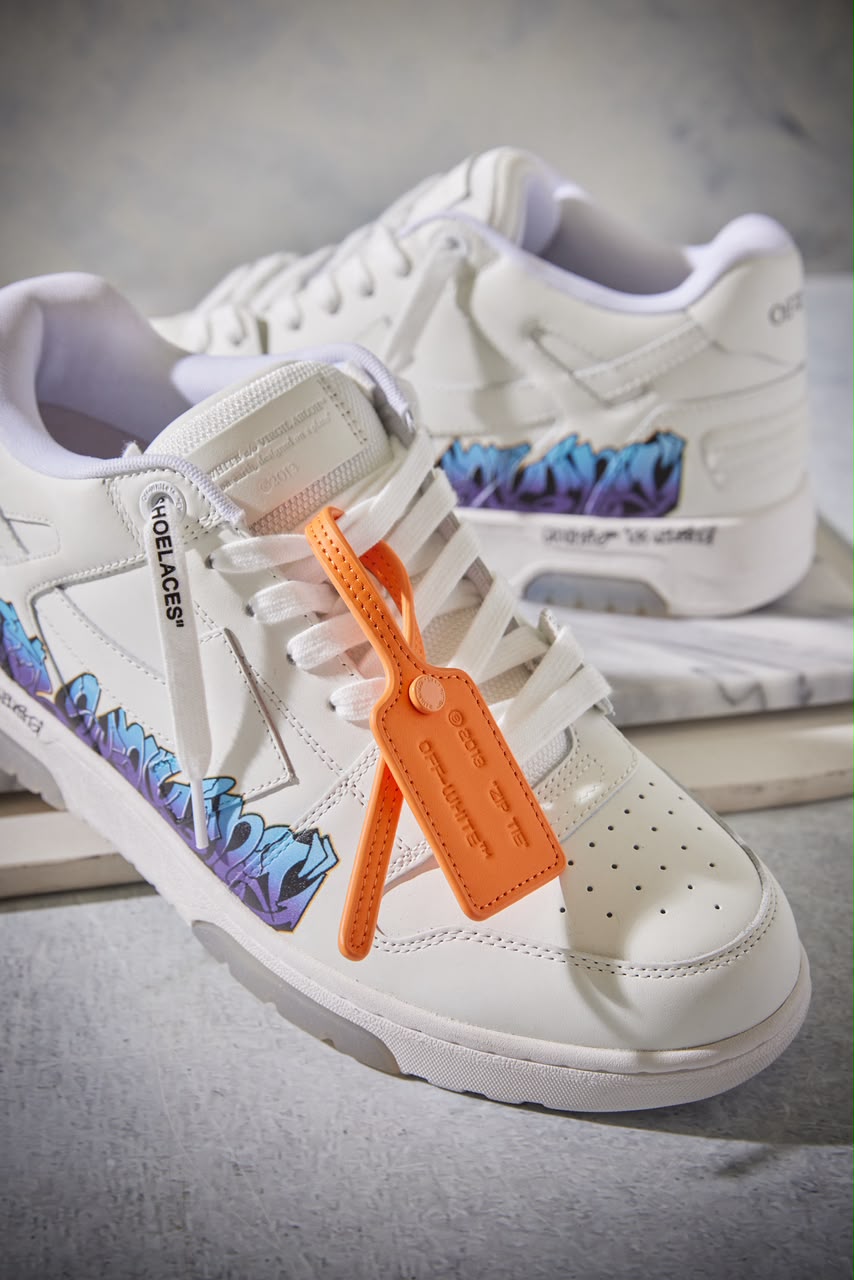 Tenis OW grafiti
