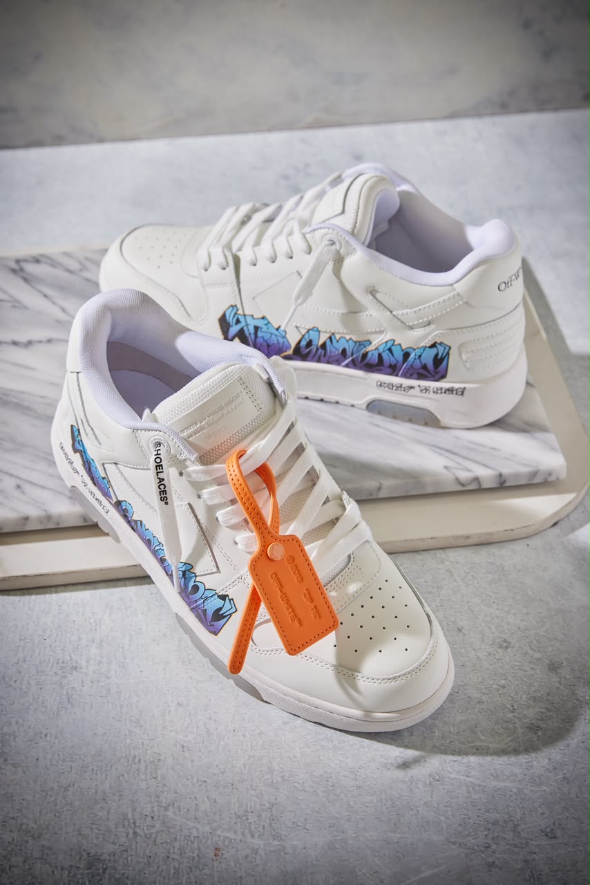 Tenis OW grafiti