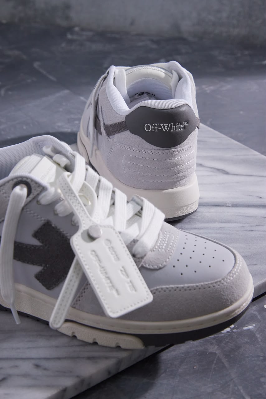 Tenis OW gris claro